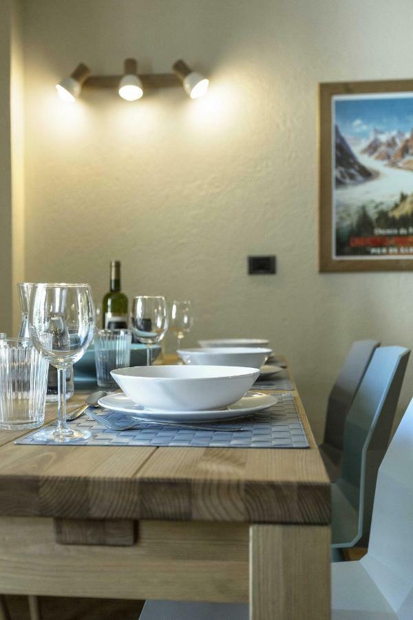 Apartment Ensa - Alpes Travel - Central Chamonix - Sleeps 4 외부 사진